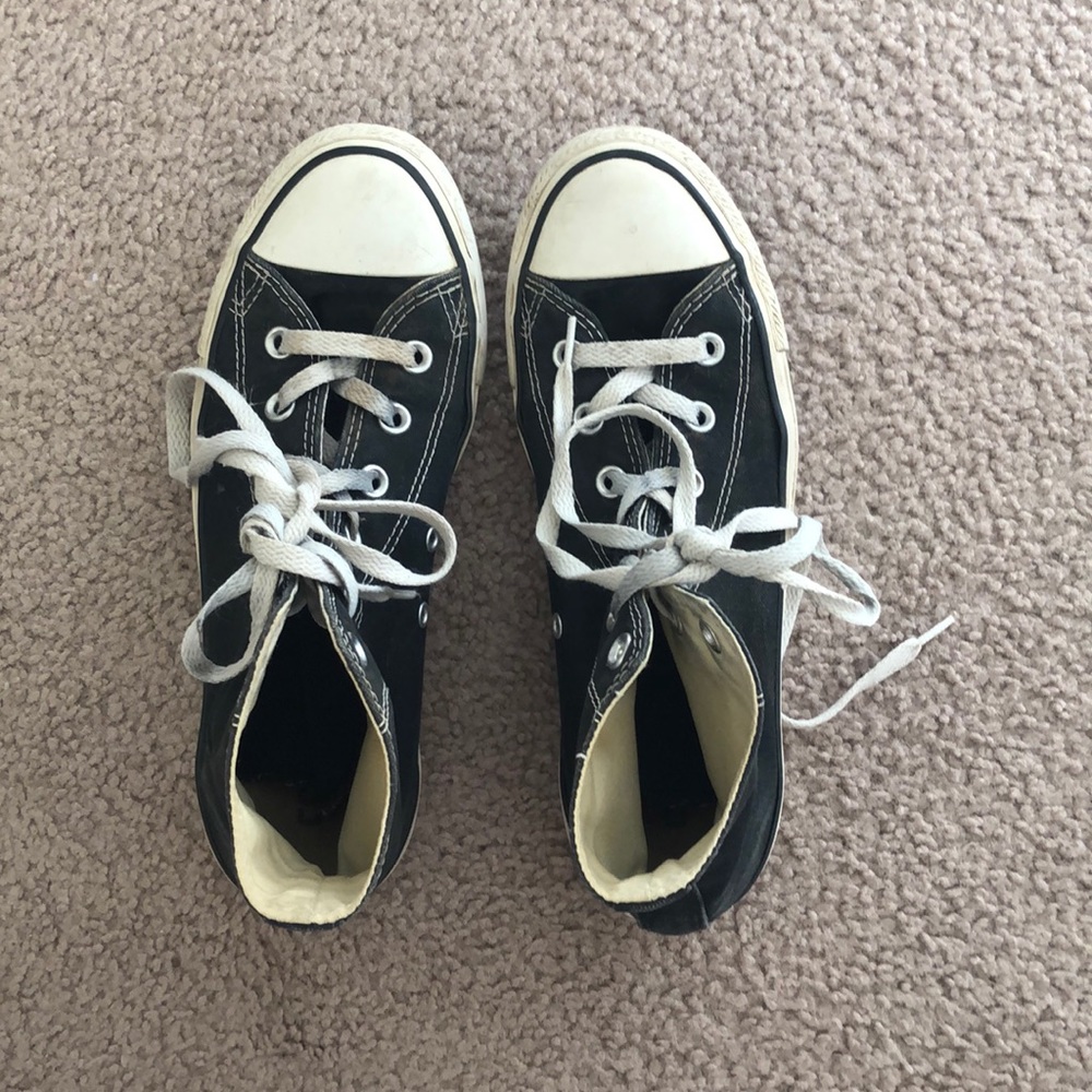 Women’s high top converse